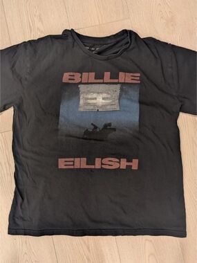 Black Short-Sleeve Graphic Tee with Maroon Print